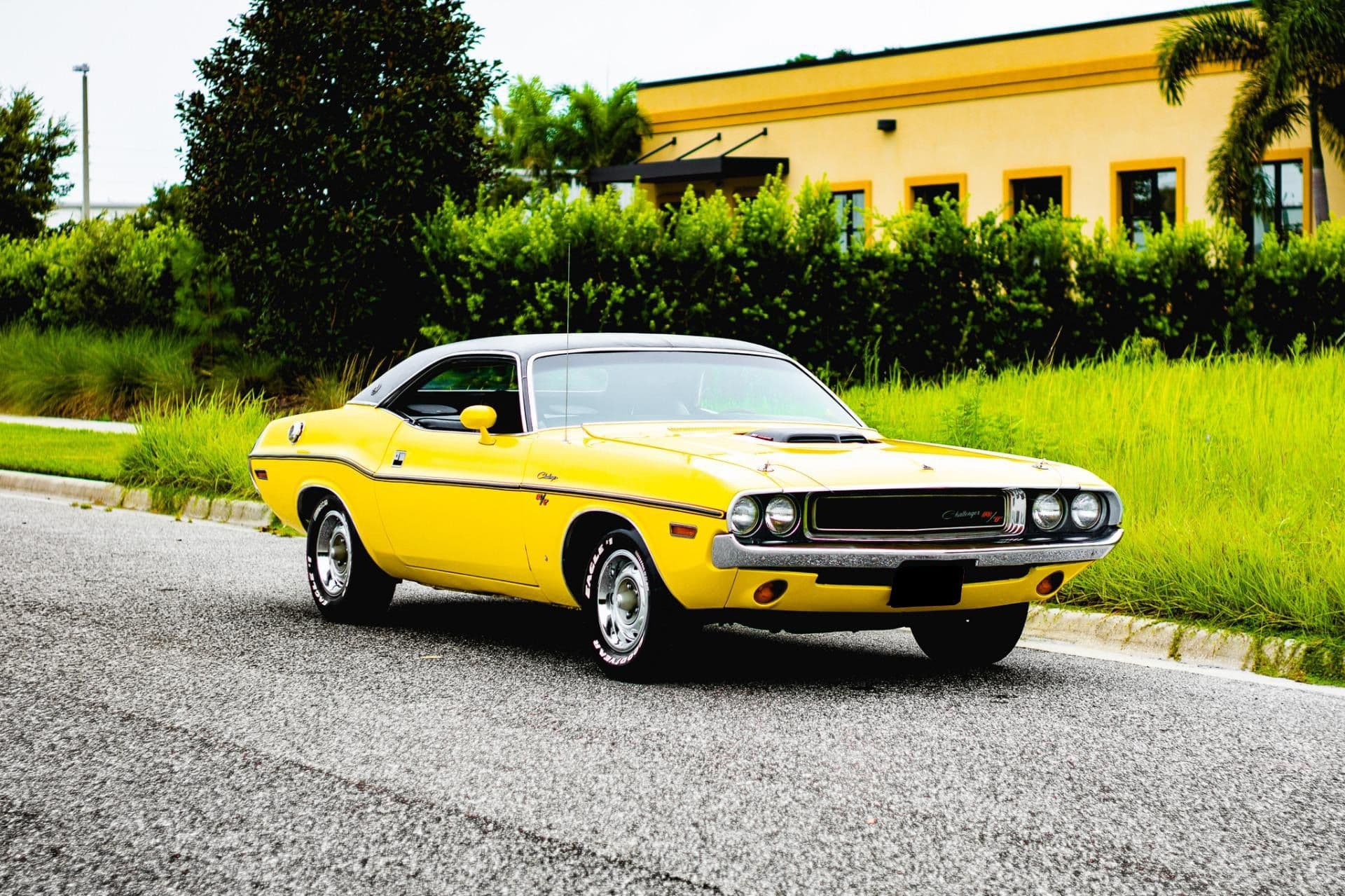 1970 Dodge Challenger RT 383 - Image 2