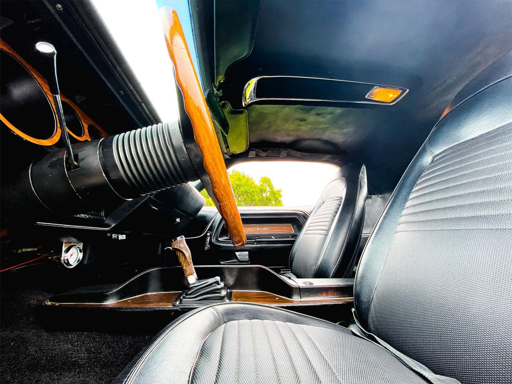 1970 Dodge Challenger RT 383 - Image 3